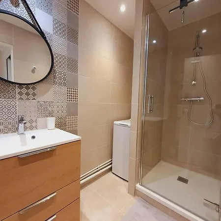 La Perle Du Fidji Sur Le Port Avec Parking Prive Clim Wifi - Rossiconciergerie - Linge En Option * La Grande Motte