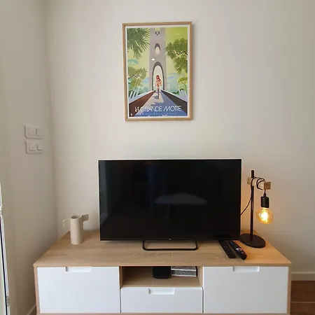 La Perle Du Fidji Sur Le Port Avec Parking Privé Clim Wifi - Rossiconciergerie - Linge En Option Appartement