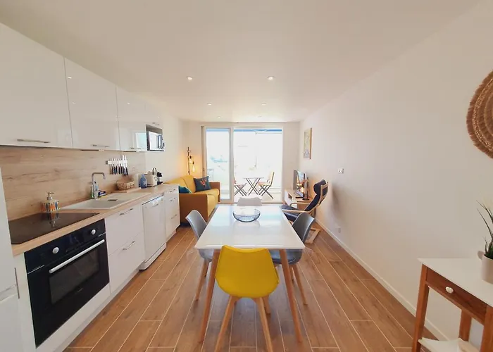 La Perle Du Fidji Sur Le Port Avec Parking Prive Clim Wifi - Rossiconciergerie - Linge En Option Apartman