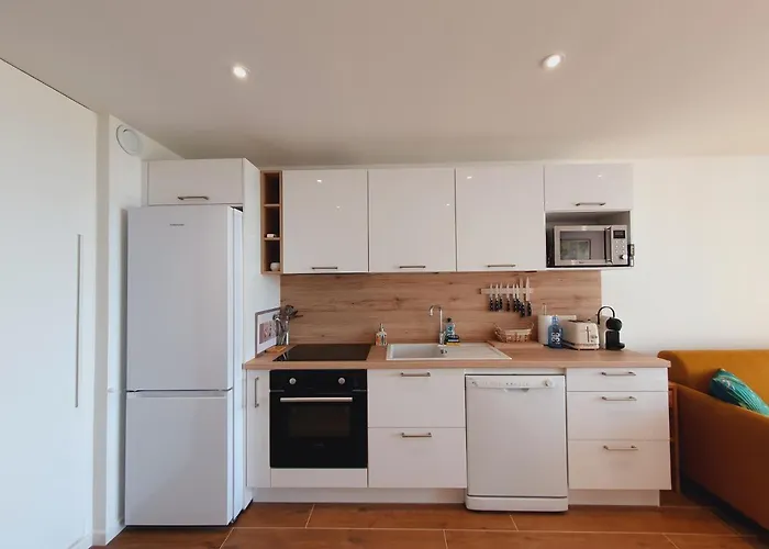 Apartamento La Perle Du Fidji Sur Le Port Avec Parking Privé Clim Wifi - Rossiconciergerie - Linge En Option