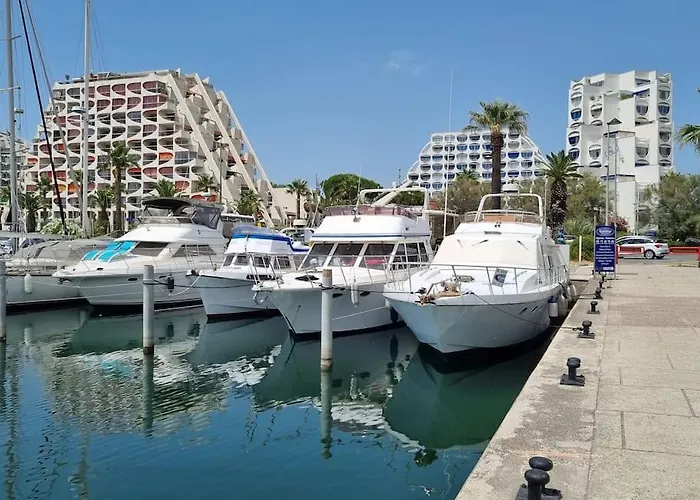 La Perle Du Fidji Sur Le Port Avec Parking Privé Clim Wifi - Rossiconciergerie - Linge En Option